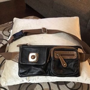 Fashionable fanny pack .